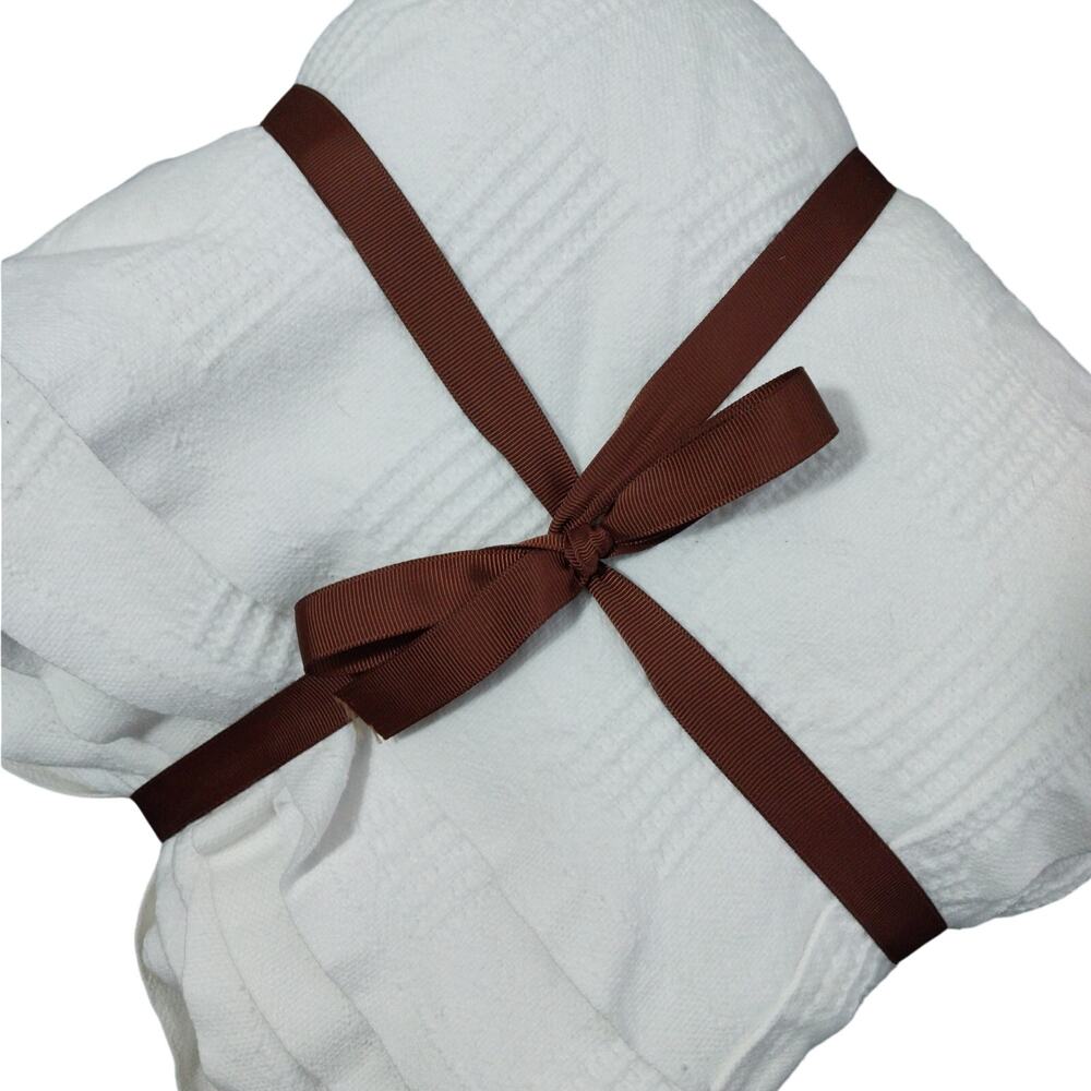 UTOPIA! PURE WHITE BASKET WEAVE PATTERN 100% PURE COTTON BLANKET! SZ FULL/QUEEN